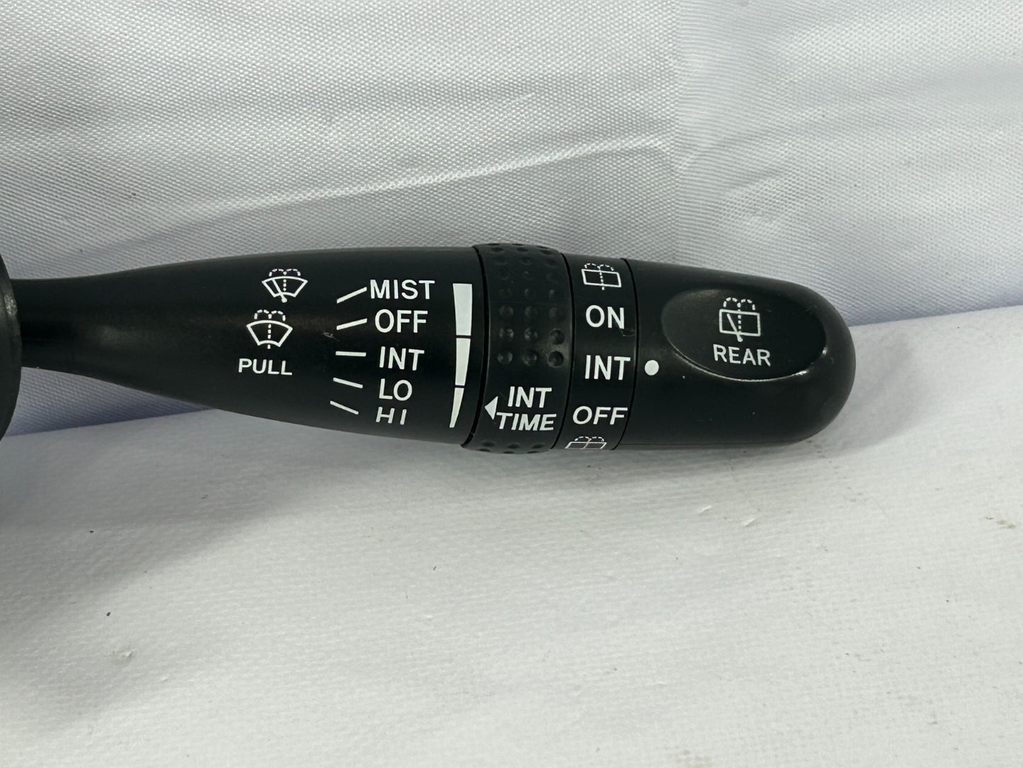 2003-2005 Toyota Matrix Windshield Wiper Combination Switch OEM 84652-01090