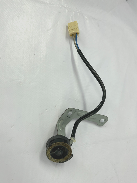 2003-2008 Toyota Matrix Front Right Door Tweeter Speaker OEM 86160-01200