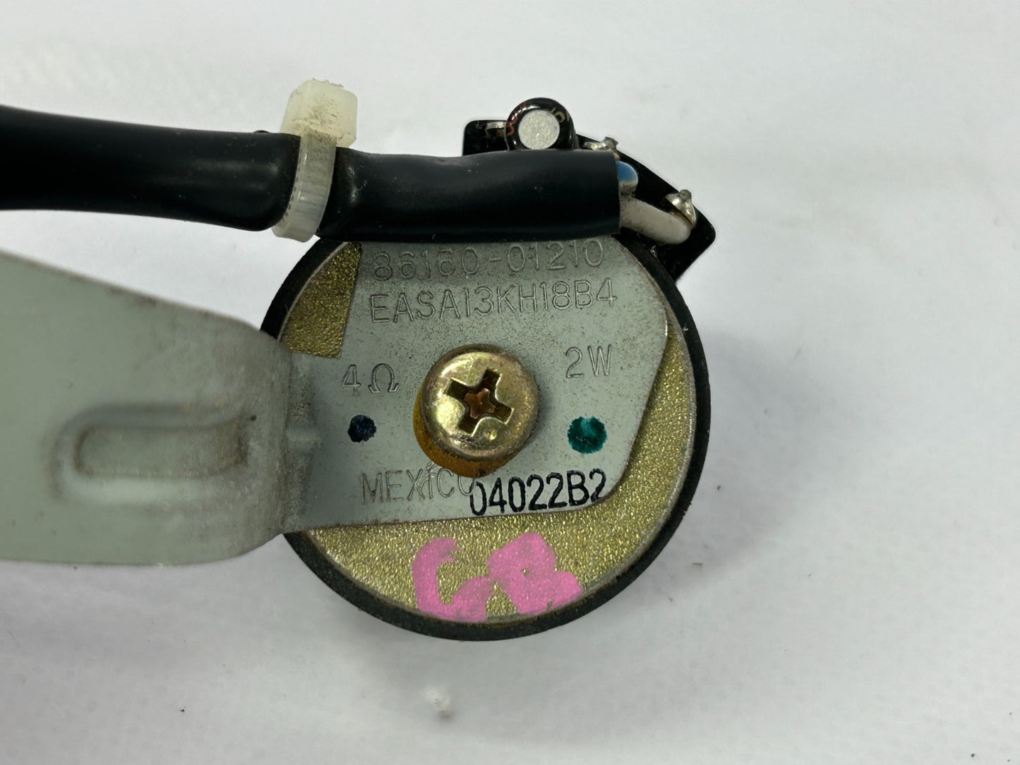 2003-2008 Toyota Matrix Front Left Driver Door Tweeter Speaker OEM 86160-01210