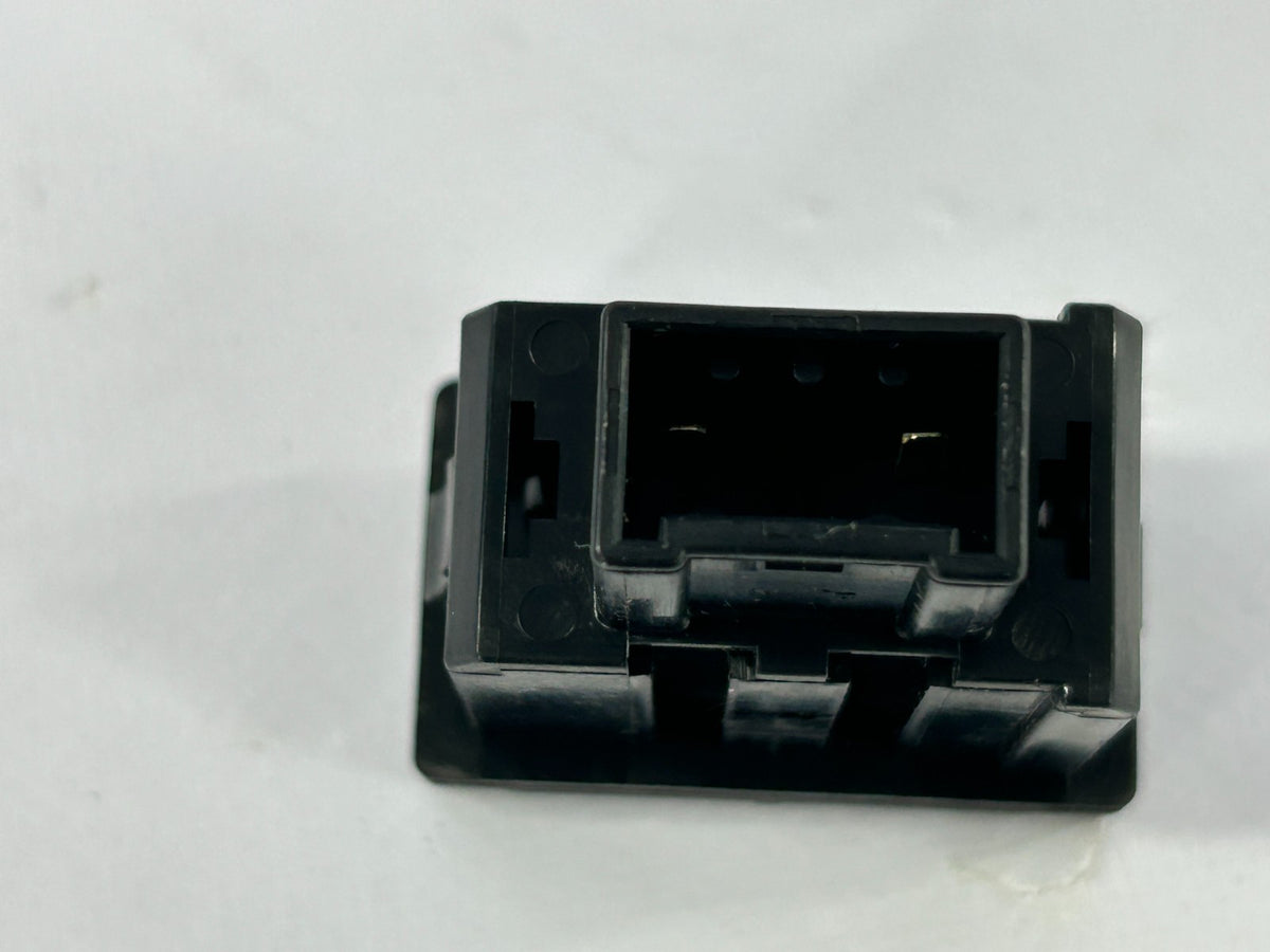 2003-2008 Toyota Matrix AC 115V 100W Inverter Power Outlet Plug OEM 85530-73010
