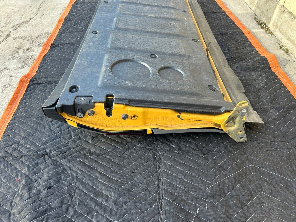 2003-2006 Subaru Baja Trunk Tailgate Hatch Complete Baja Yellow 23Y OEM