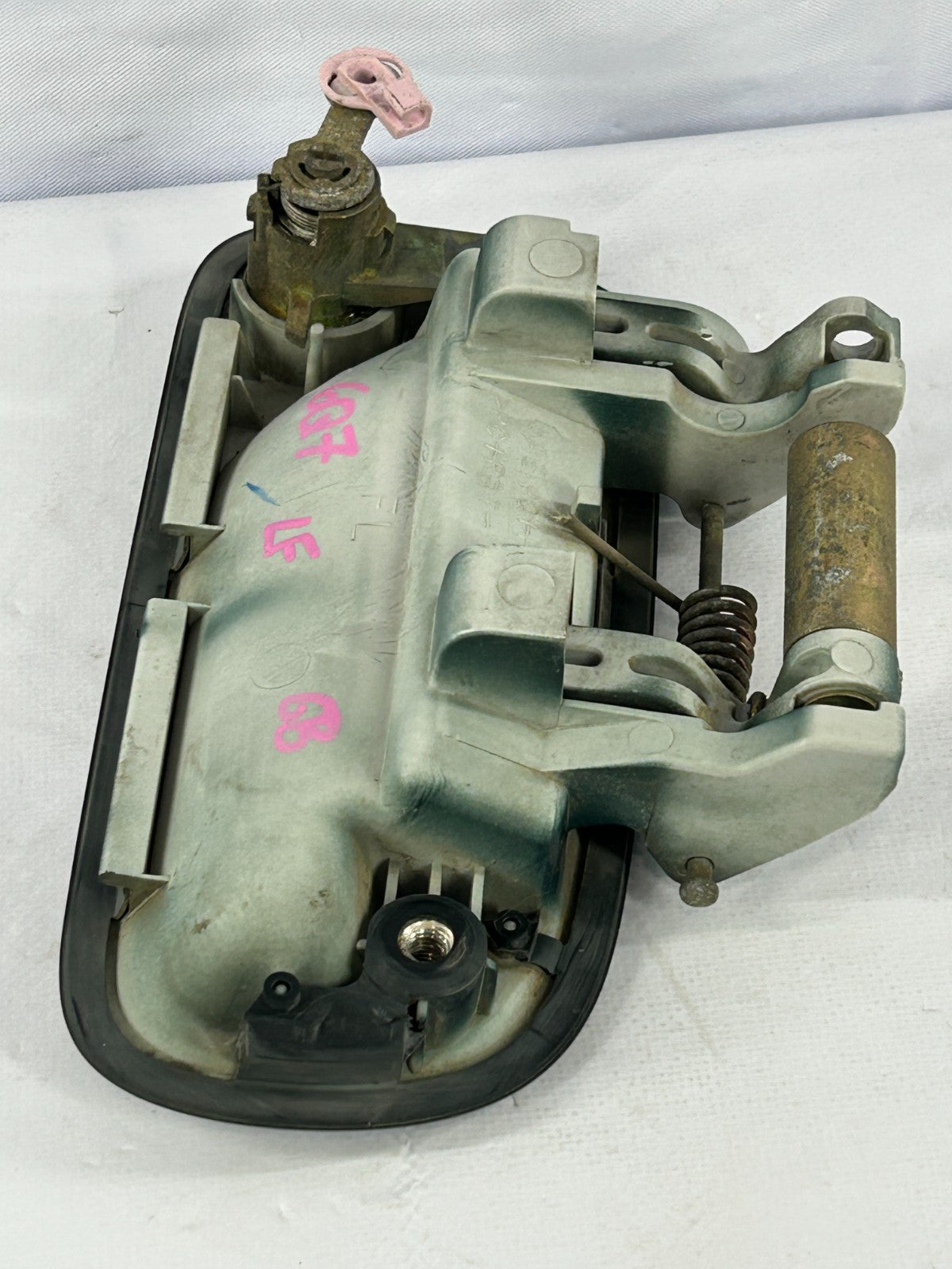 2000-2005 Toyota Tundra Front Left Exterior Door Handle OEM 69220-34040-G0