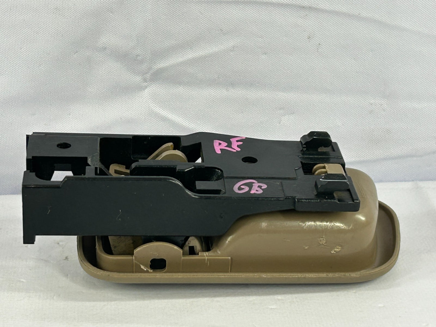 2000-2004 Toyota Tundra Front Right Interior Door Handle OEM 69205-0C010-E0