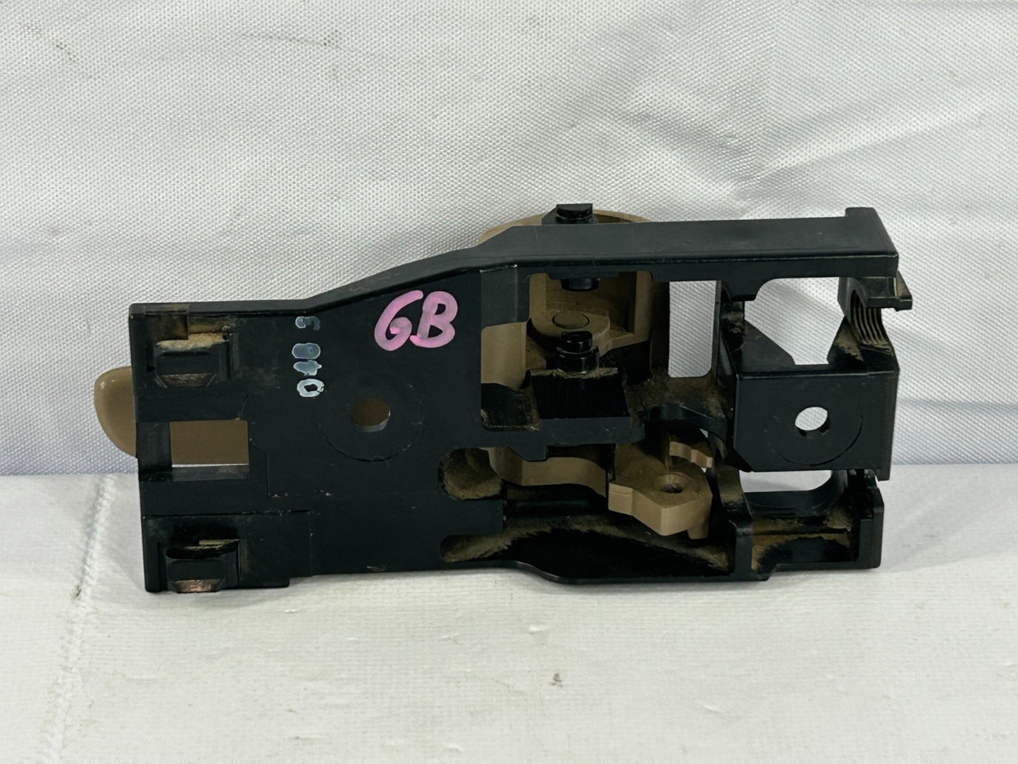 2000-2005 Toyota Tundra Access Cab Rear Left Interior Door Handle 69208-0C010-E0