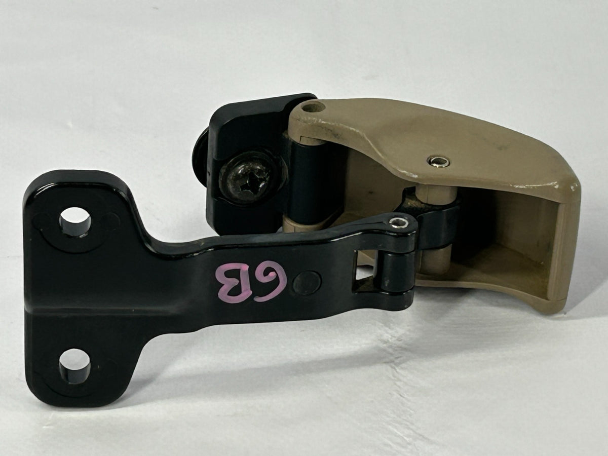 2000-2005 Toyota Tundra Left Driver Side Quarter Window Latch OEM 62920-34012-E0