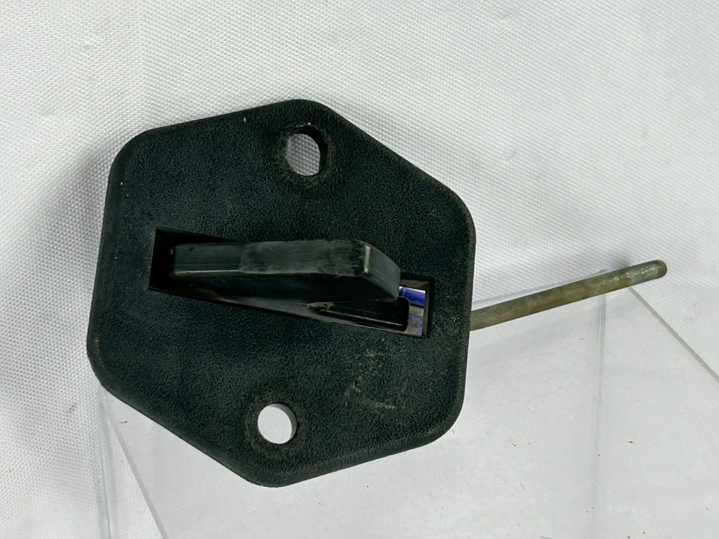 2000-2006 Toyota Tundra Rear Left Door Lock Lever Operating Rod OEM 69780-0C010