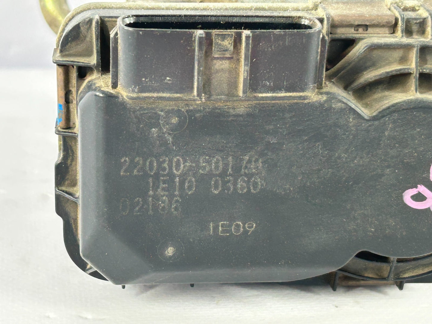 2002-2005 Toyota Tundra Throttle Body Assembly with Motor OEM 22030-50170