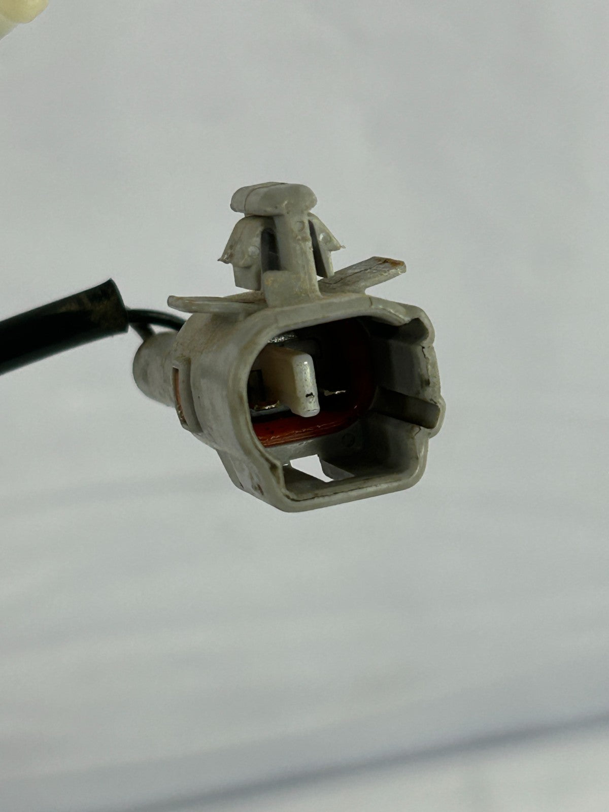 2000-2006 Toyota Tundra Rear Left Lower Door Lock Latch Actuator OEM 69390-34010