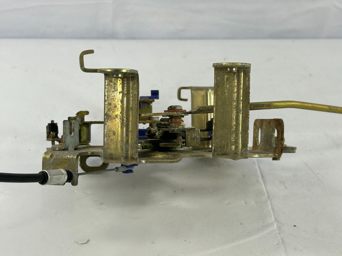 2000-2006 Toyota Tundra Access Rear LEFT Door Lock Actuator Latch OE 69630-0C010