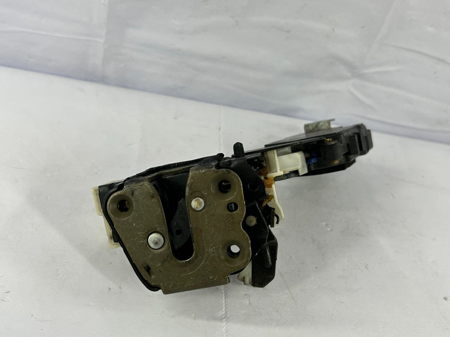 1995-1999 Subaru Legacy Outback Rear Left Door Lock Actuator OEM 62316AC150