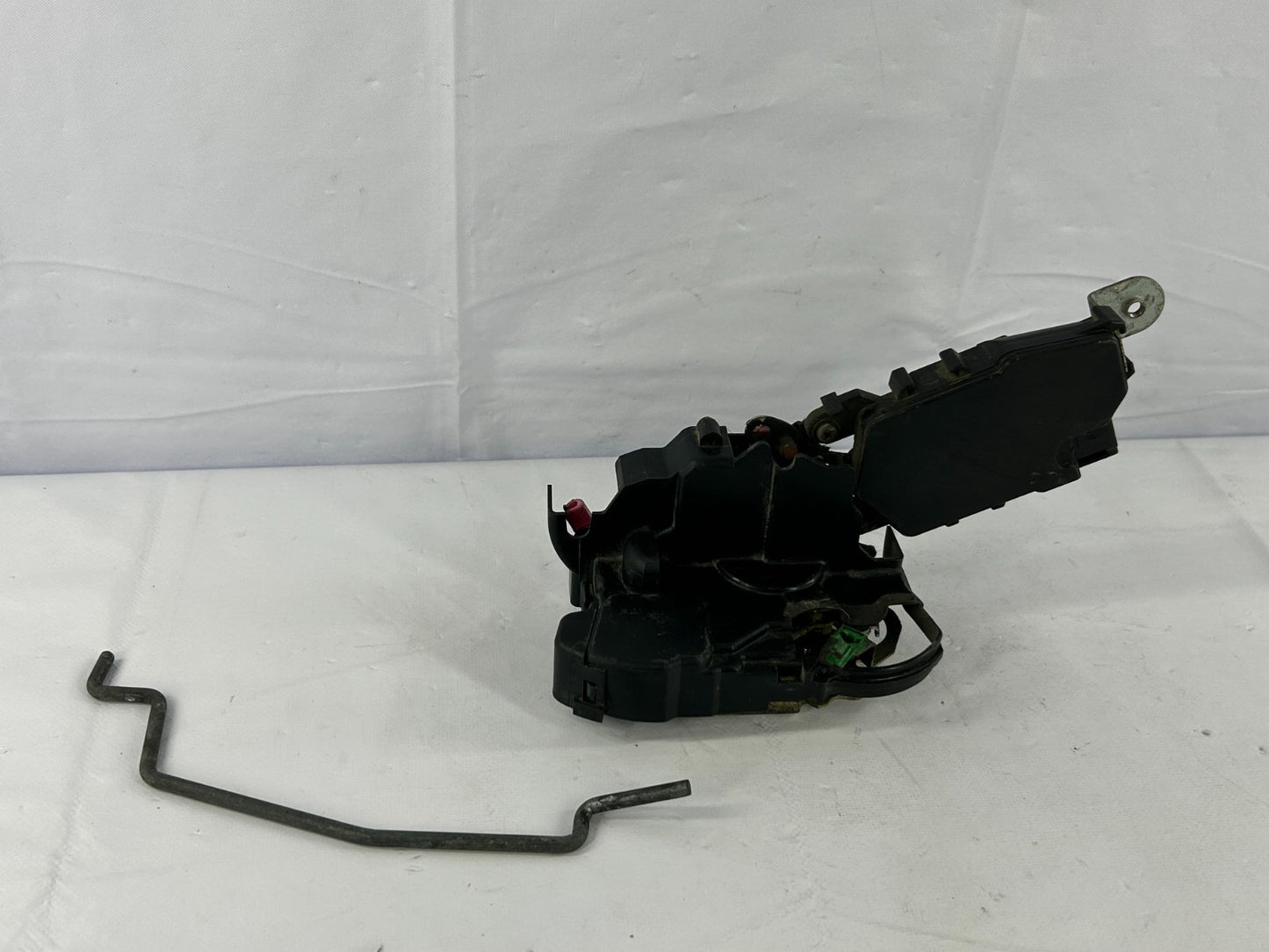 2000-2004 Subaru Legacy or Outback Front Right Door Lock Actuator OEM 61100AE00B