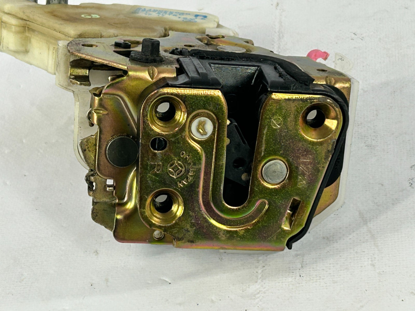 2002-2007 Subaru Impreza Rear Right Door Lock Actuator Assy OEM 61035FE001