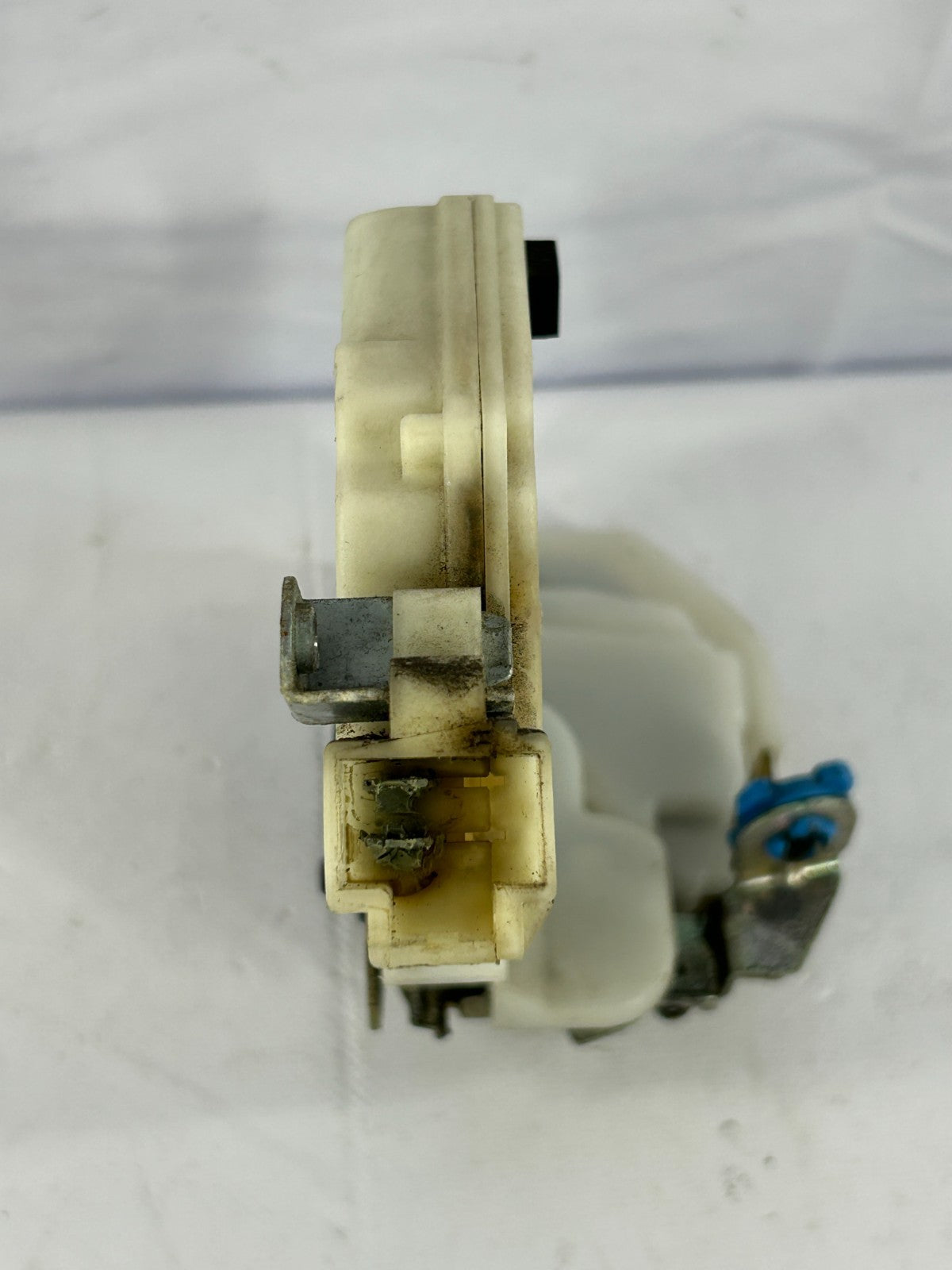 2002-2007 Subaru Impreza Rear Left Driver Side Door Lock Actuator OEM 61100FE050
