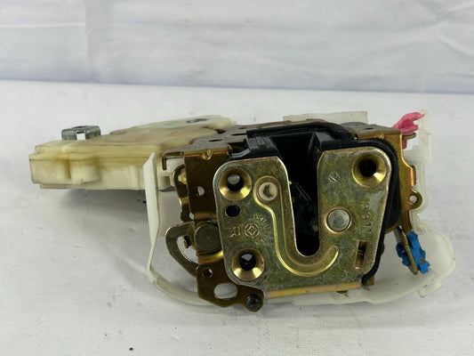 2002-2005 Subaru Impreza RS Front Right Door Lock Actuator Assy OEM 61032FE040