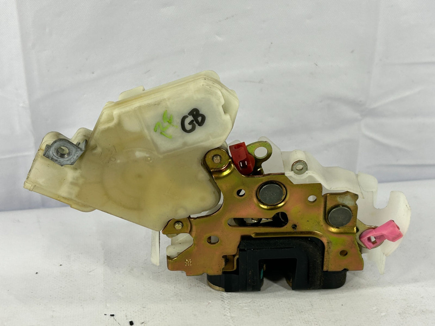2002-2005 Subaru Impreza RS Front Right Door Lock Actuator Assy OEM 61032FE040