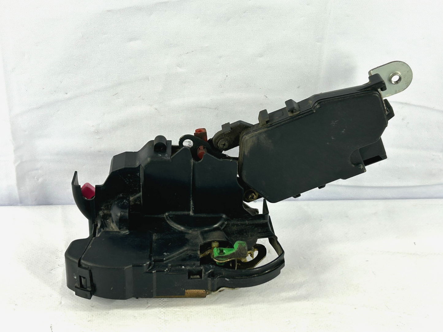 00-04 Subaru Legacy or Outback Front Right Door Lock Actuator OEM 61100AE00B