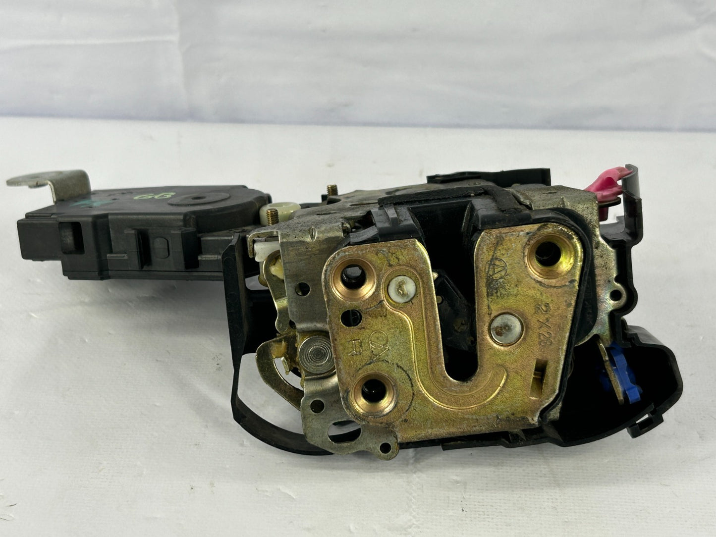 00-04 Subaru Legacy or Outback Front Right Door Lock Actuator OEM 61100AE00B