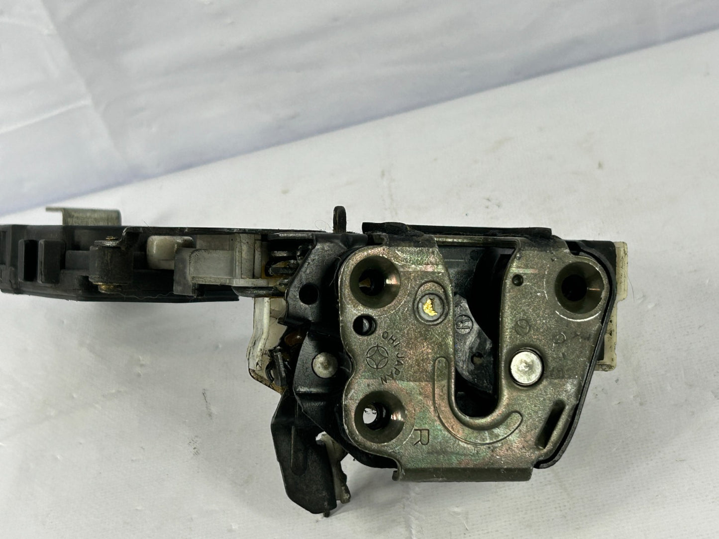 1998-2002 Subaru Forester Rear Right Side Door Lock Actuator OEM 62316AC140