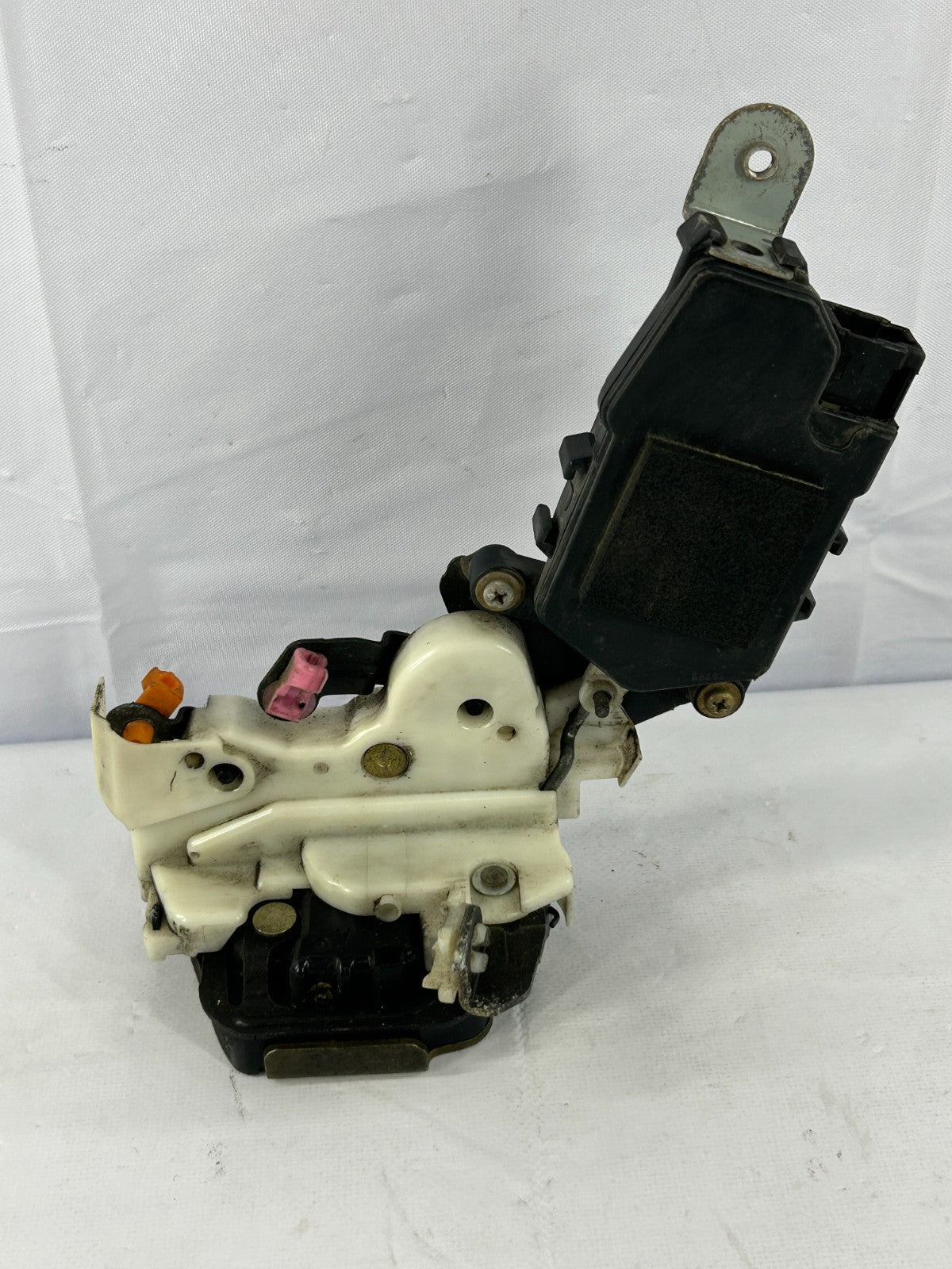 1995-1999 Subaru Legacy Outback Rear Right Door Lock Actuator OEM 62316AC140