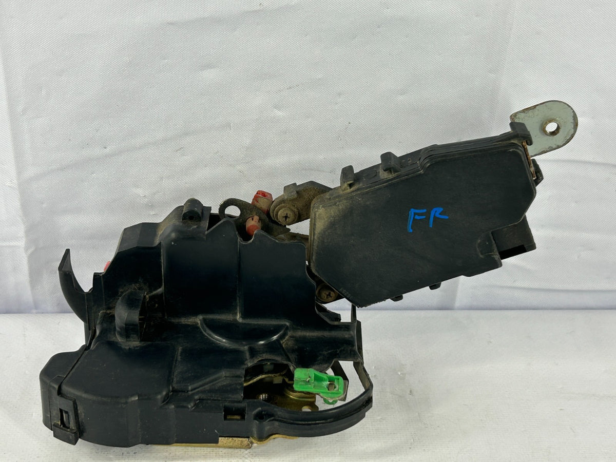 2000-2004 Subaru Outback Front Right Side Door Lock Actuator OEM 61100AE00B