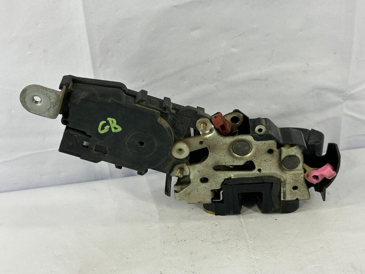 2000-2004 Subaru Legacy Outback Front Right Door Lock Actuator OEM 61100AE00B