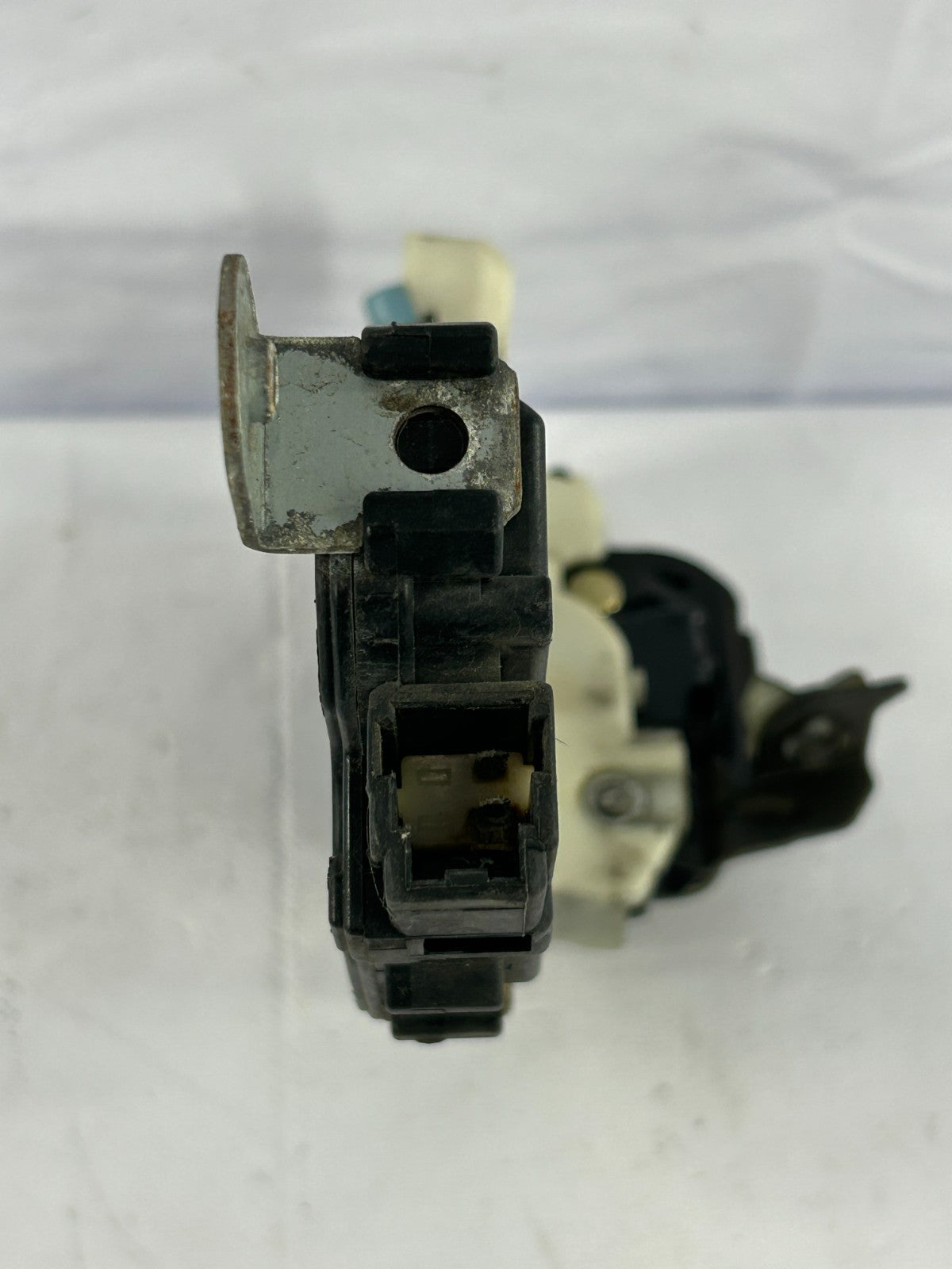 1995-1999 Subaru Forester Rear Left Driver Door Lock Actuator OEM 62316AC150