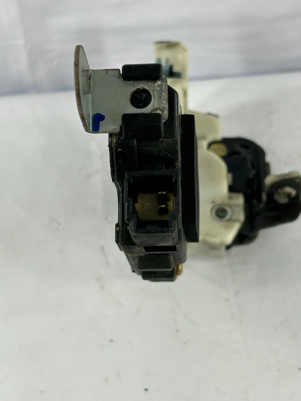 1996-1999 Subaru Legacy Outback Rear Left Door Lock Actuator OEM 62316AC150