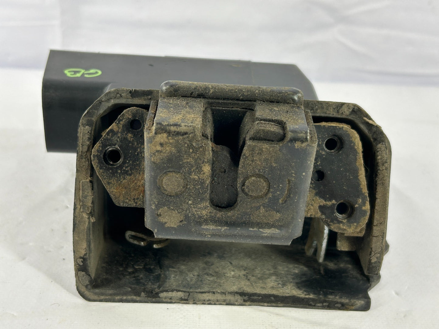 2001-2007 Toyota Sequoia Rear Trunk Liftgate Latch Lock Actuator OEM 69301-0C010