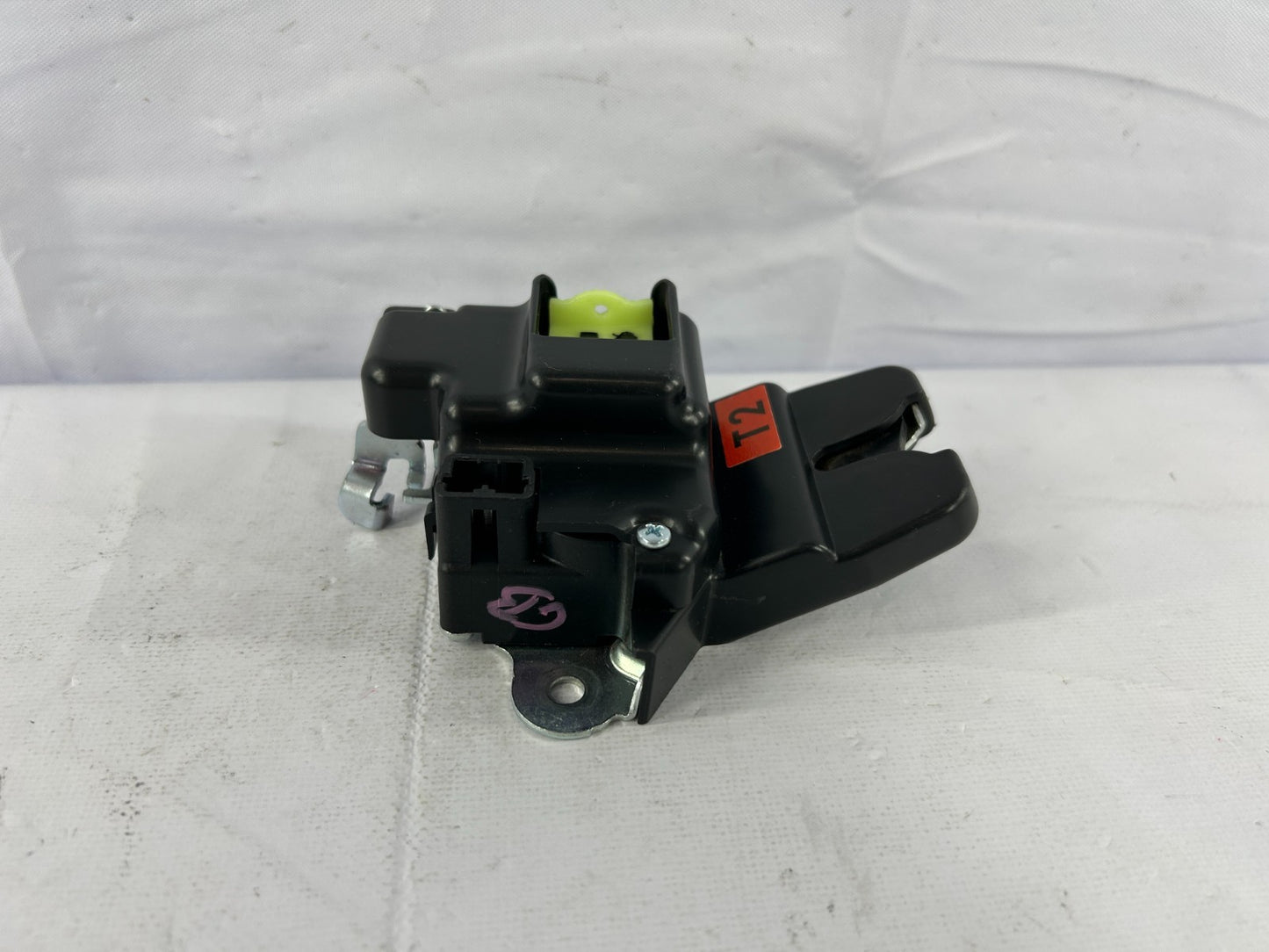 2012-2017 Kia Rio Rear Trunk Lid Lock Actuator Latch OEM 812301W010