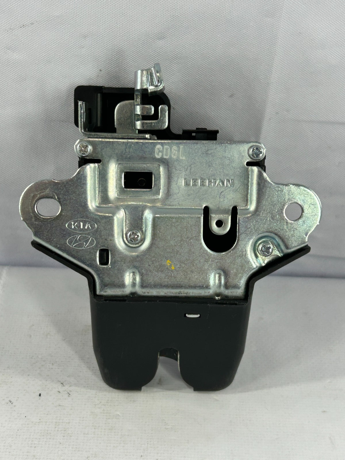 2012-2017 Kia Rio Rear Trunk Lid Lock Actuator Latch OEM 812301W010