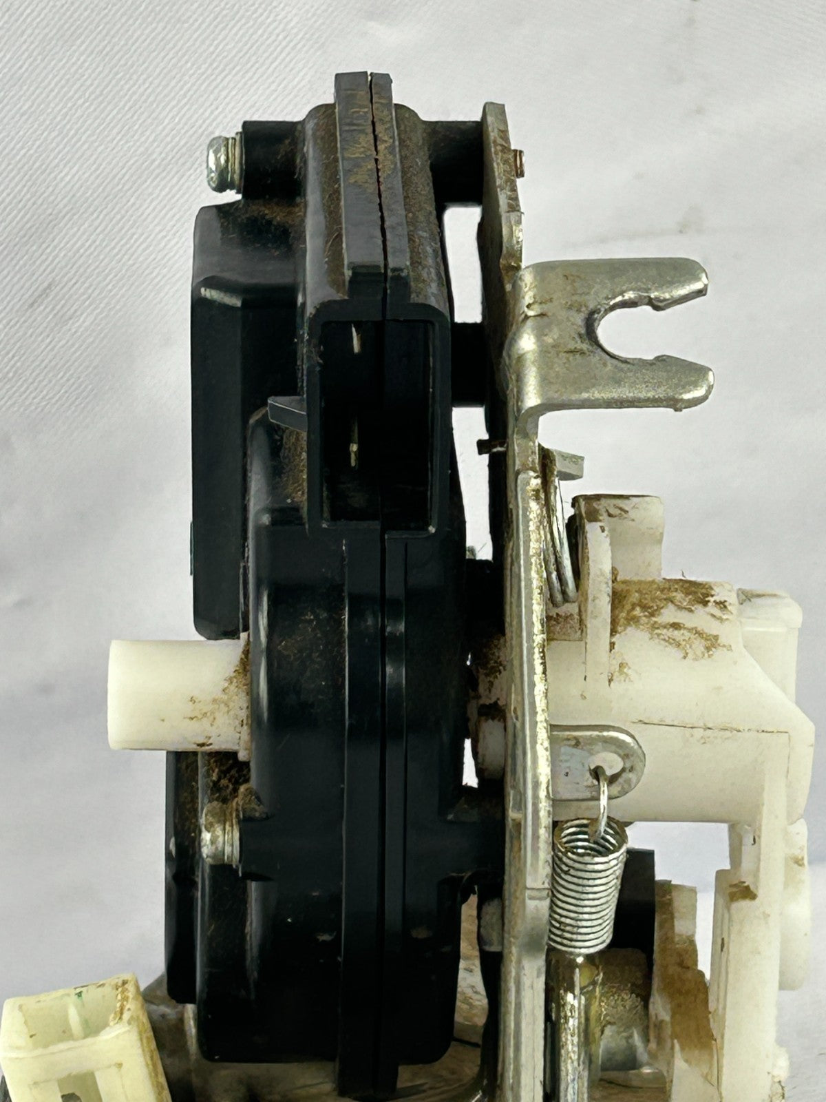 2008-2012 Jeep Liberty Trunk Liftgate Latch Lock Actuator Assembly OEM 4589131AG