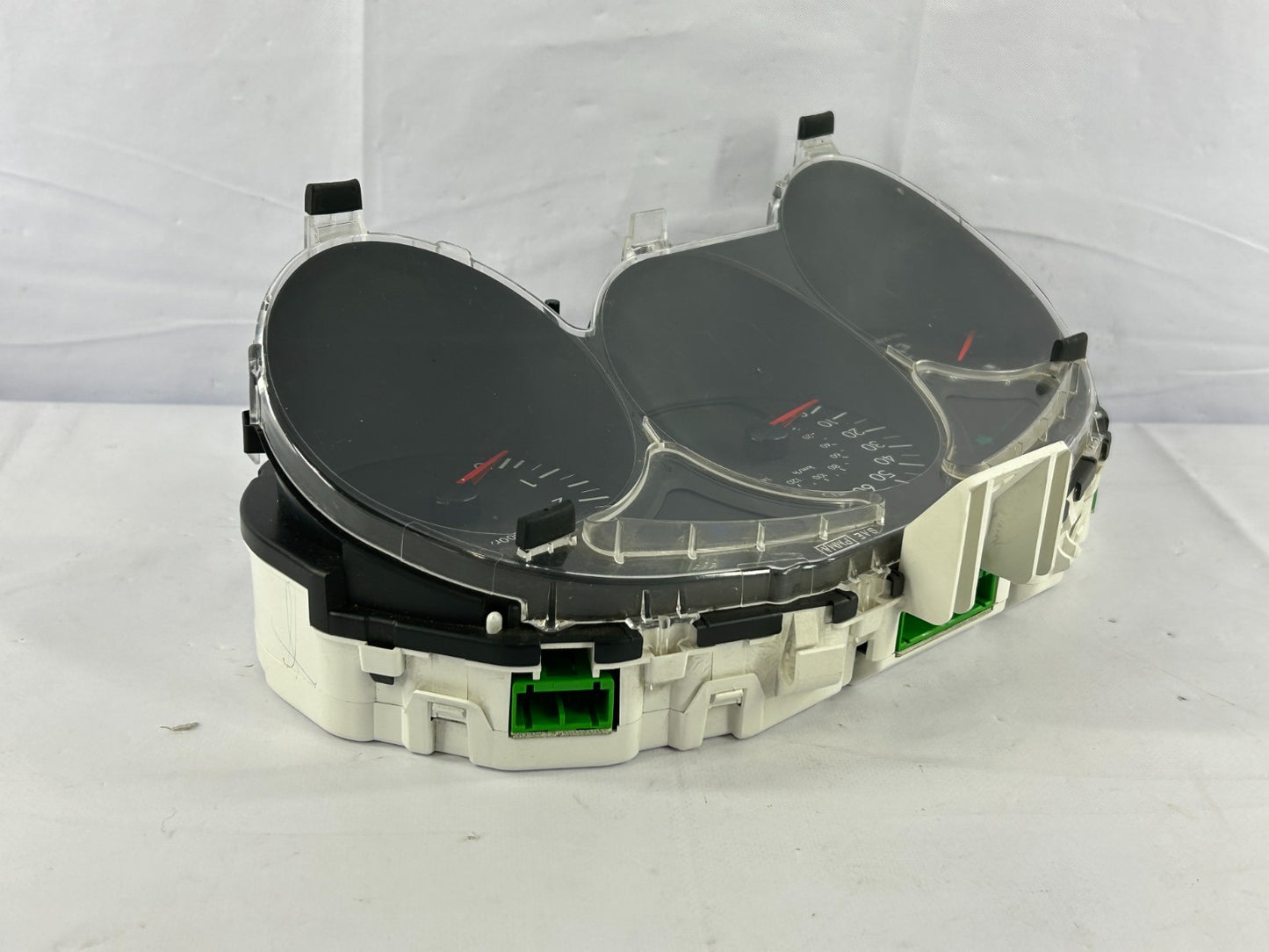 2006 Subaru Forester Speedometer Instrument Cluster 183K Miles OEM 85013SA710