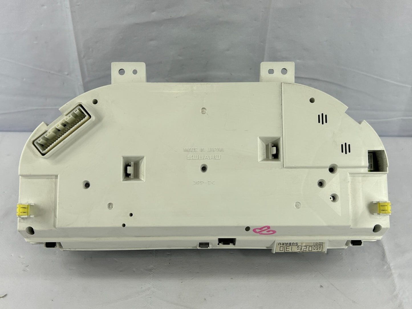 2008 Subaru Impreza Speedometer Instrument Gauge Cluster OEM 85021FG100
