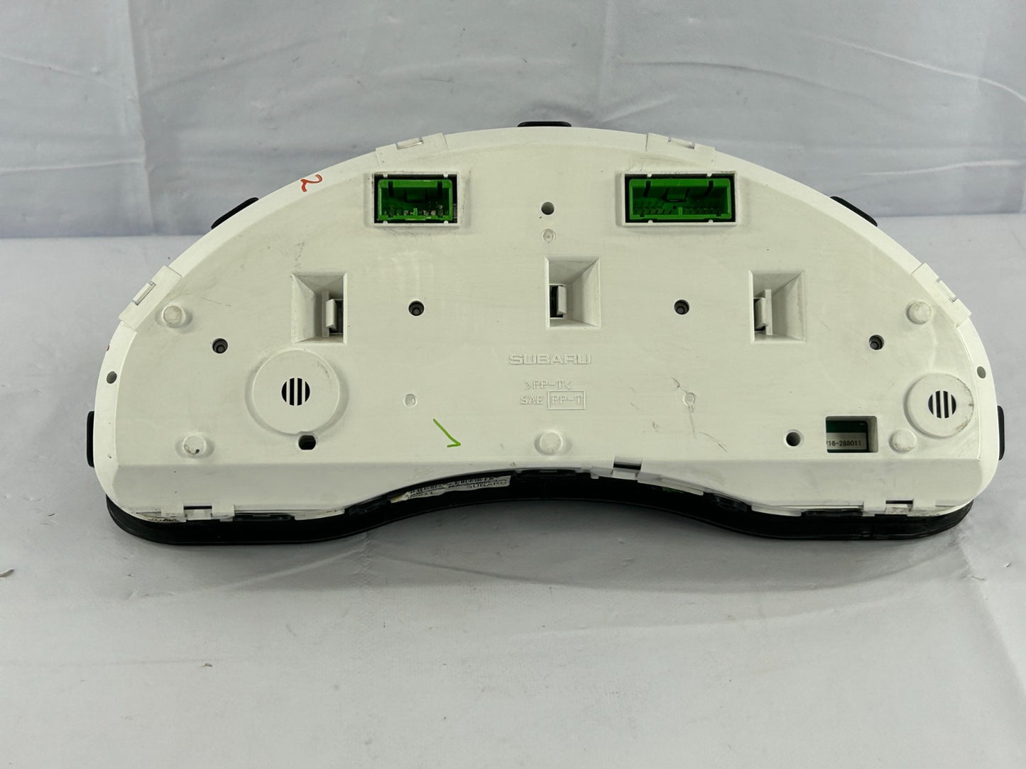 2006 Subaru Legacy Outback Speedometer Instrument Cluster OEM 85014AG24A