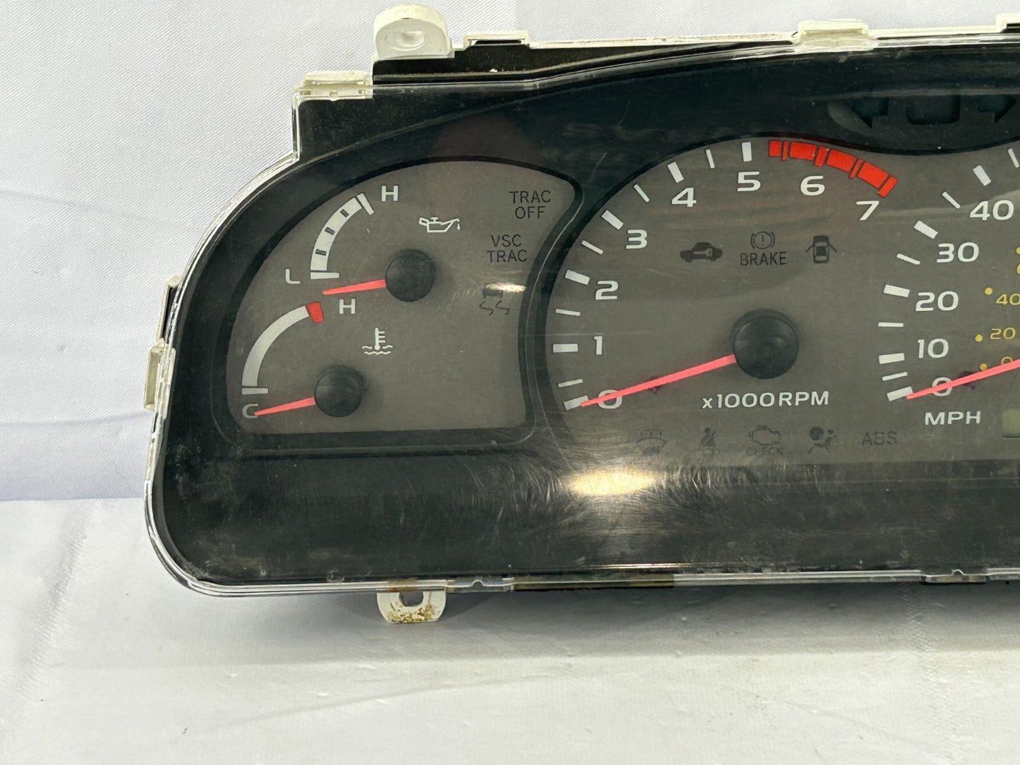 01-04 Toyota Sequoia Speedometer Instrument Cluster 328K Miles OEM 83800-0C131