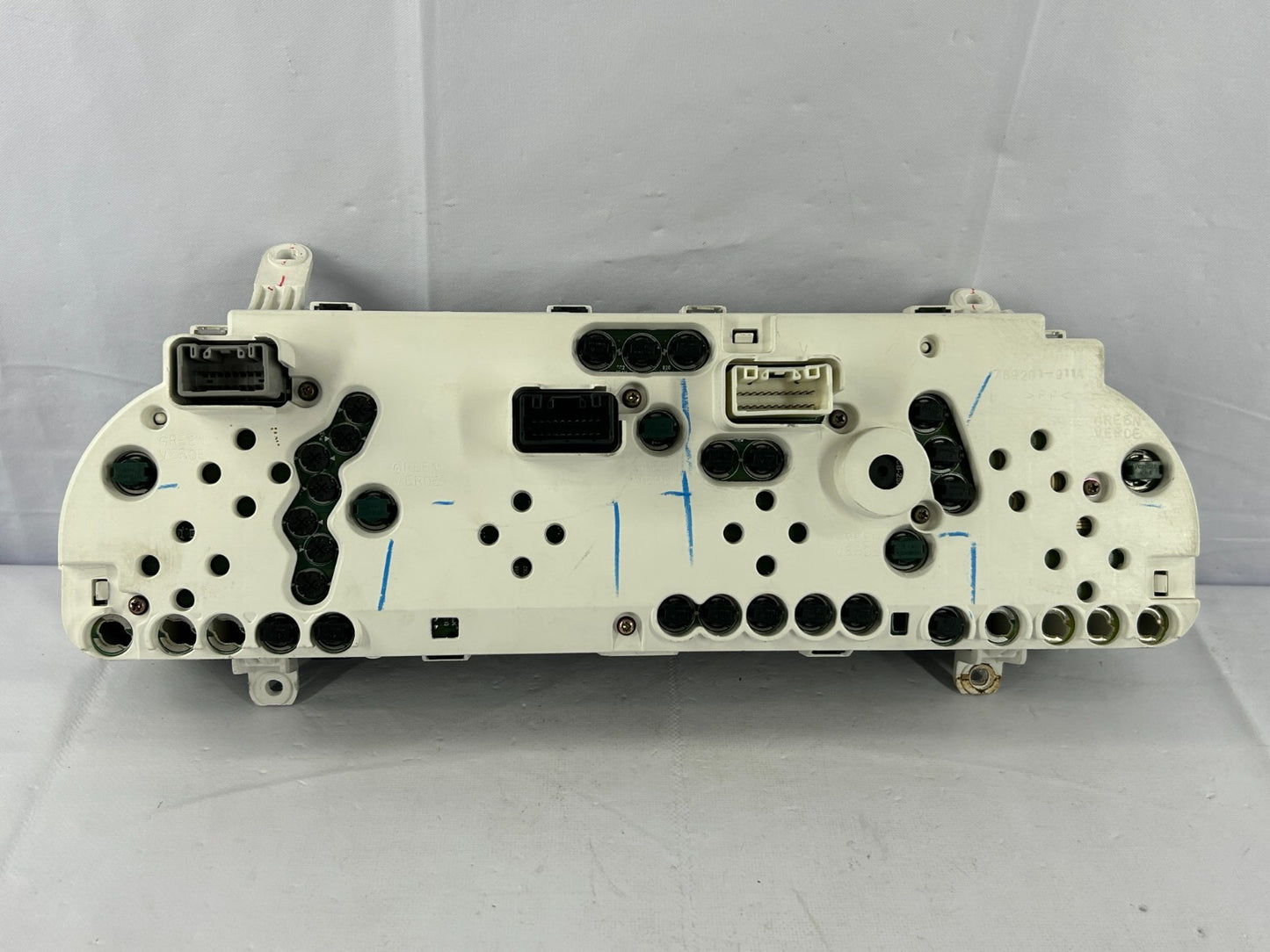 01-04 Toyota Sequoia Speedometer Instrument Cluster 328K Miles OEM 83800-0C131