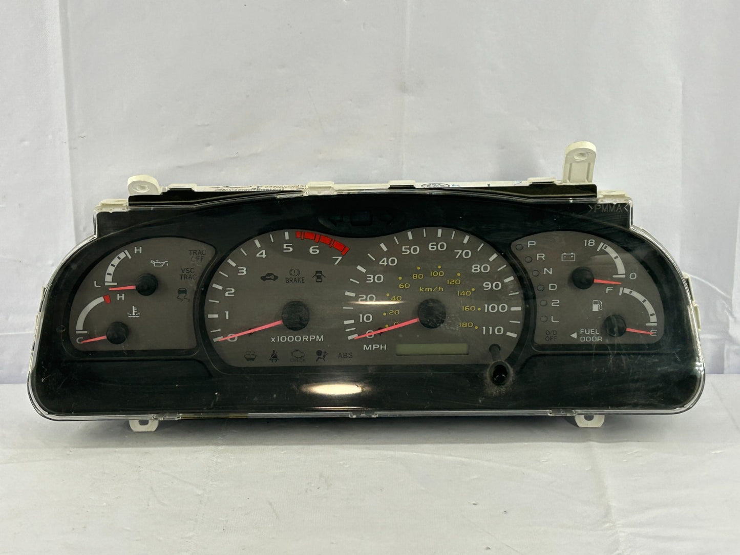 01-04 Toyota Sequoia SR5 Speedometer Instrument Gauge Cluster OEM 83800-0C131