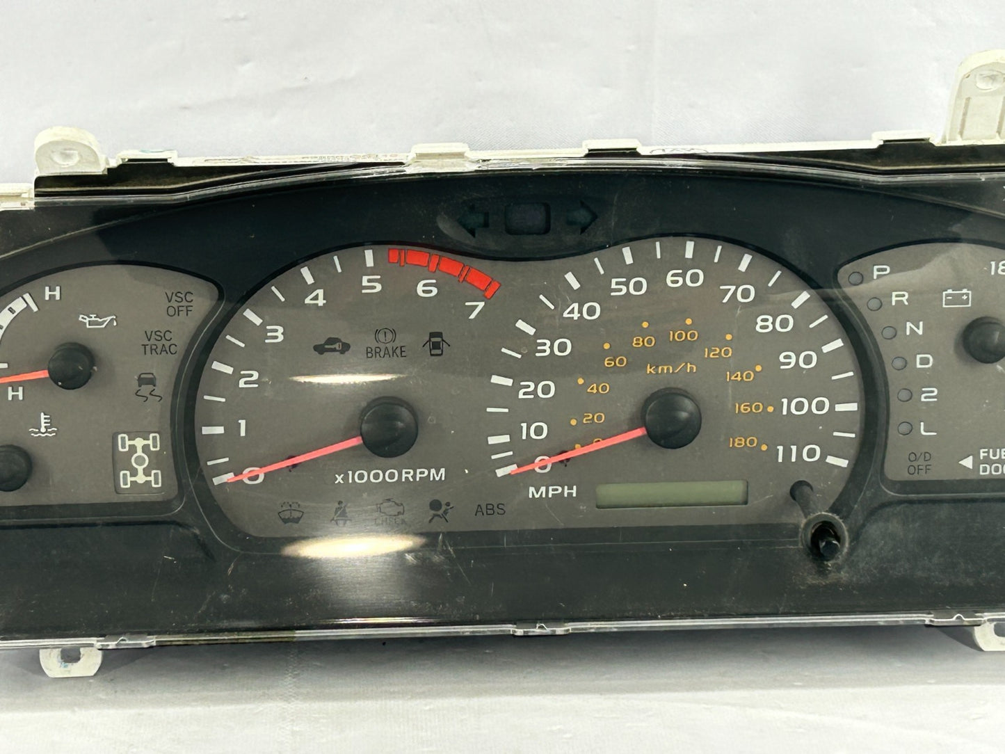 01-07 Toyota Sequoia Speedometer Instrument Cluster OEM 83800-0C110