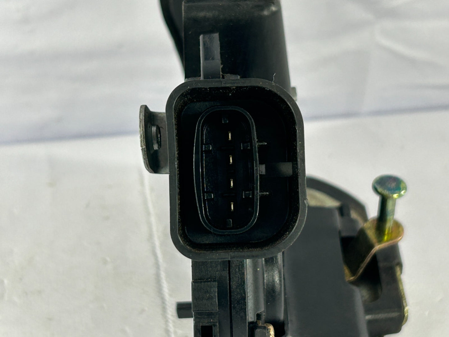 2001-2007 Toyota Highlander Rear Left Door Lock Latch Actuator OEM 69060-48030