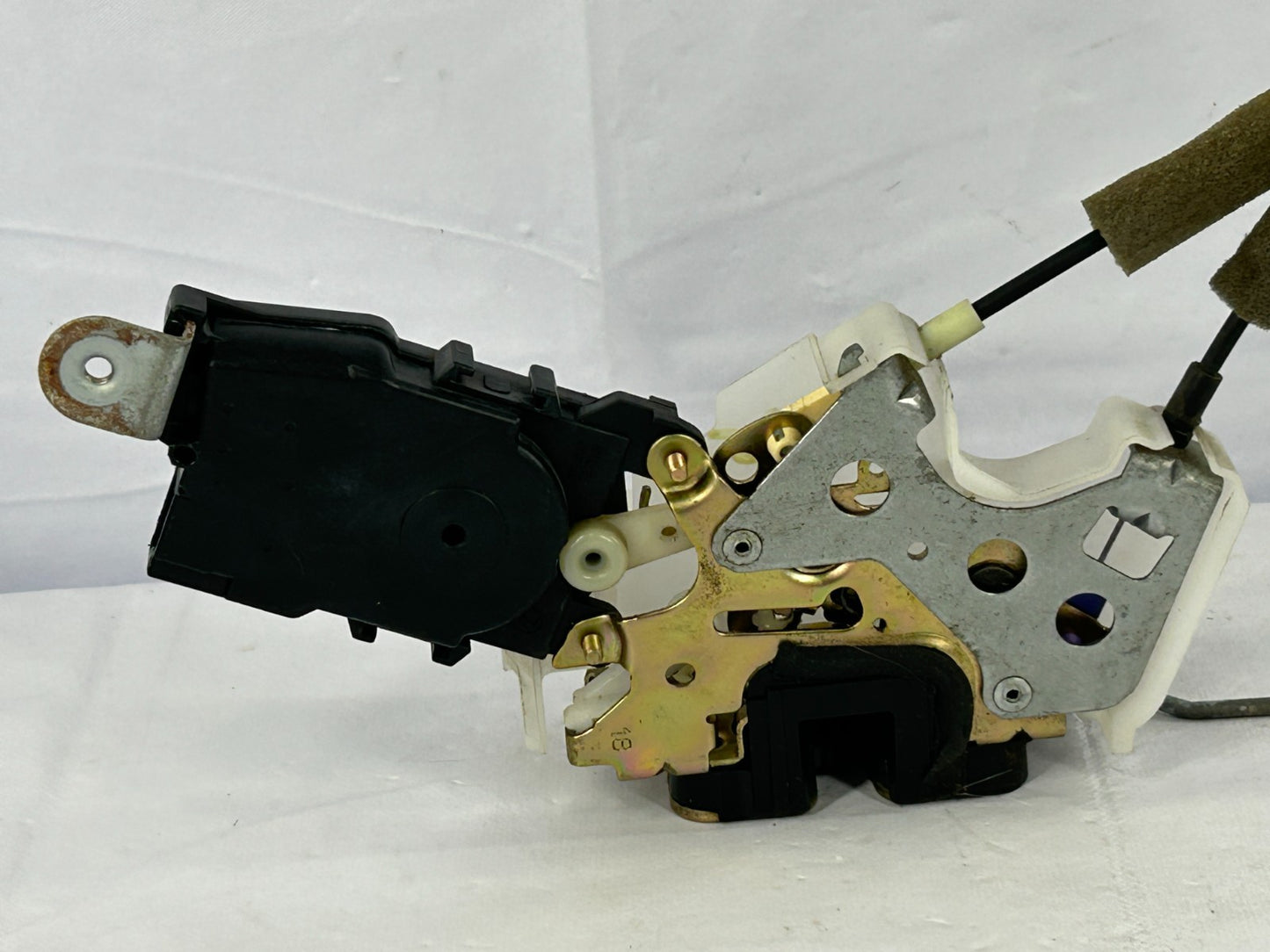 2006-2014 Subaru Tribeca Front Right Door Lock Latch Actuator OEM 61031XA00A