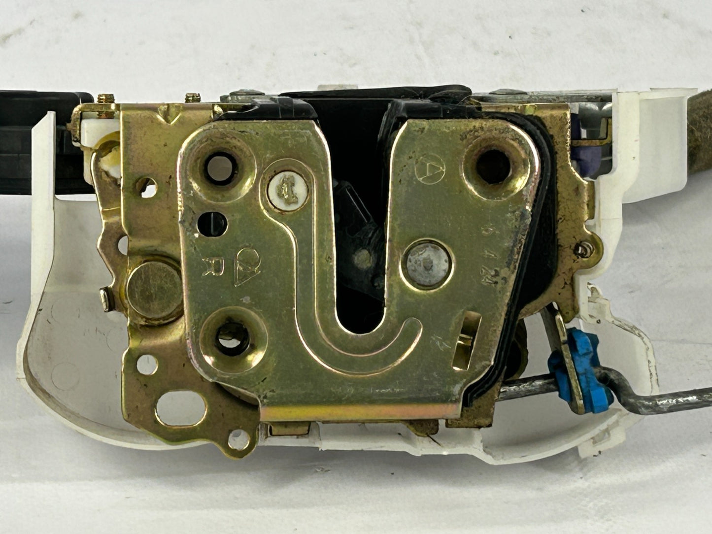 2006-2014 Subaru Tribeca Front Right Door Lock Latch Actuator OEM 61031XA00A