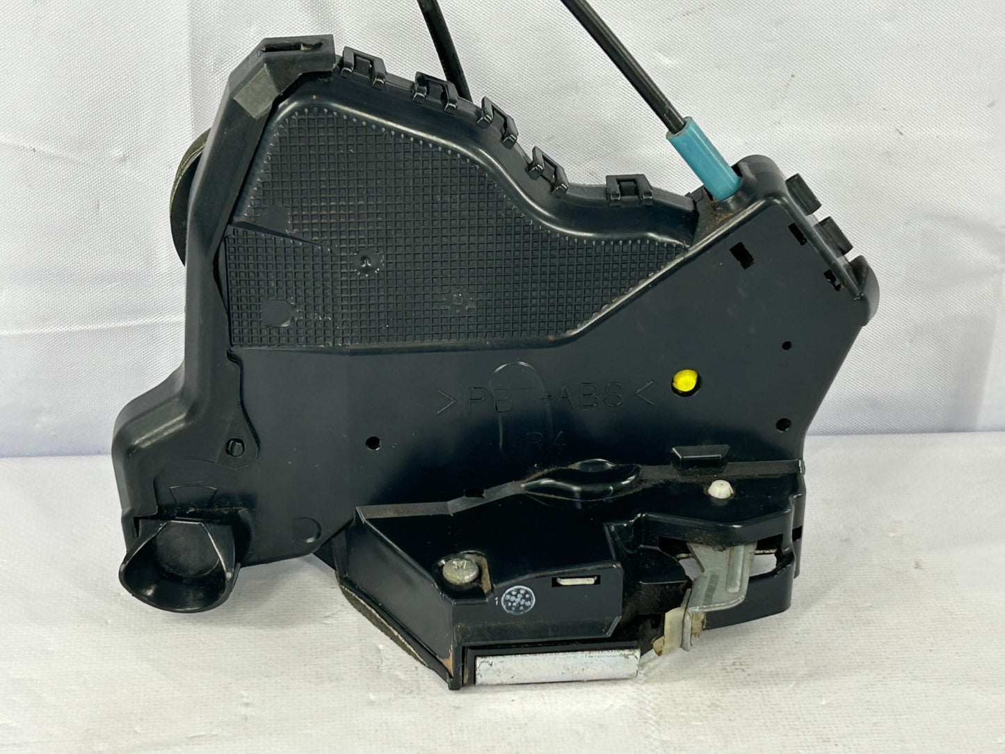 2007 Suzuki Grand Vitara Front Right Passenger Side Door Lock Latch Actuator OEM