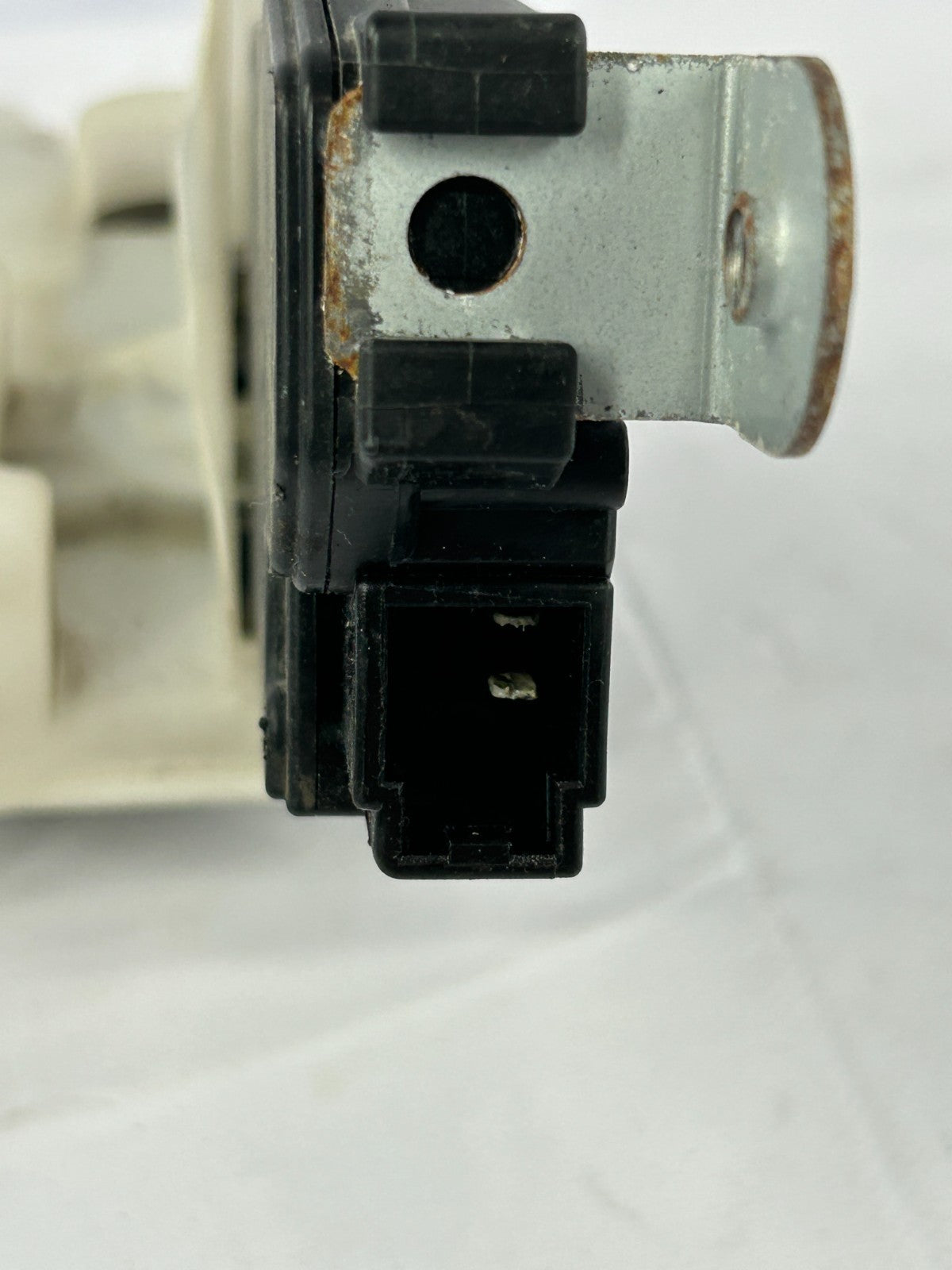 2006-2014 Subaru Tribeca Front Right Door Lock Latch Actuator OEM 61031XA00A