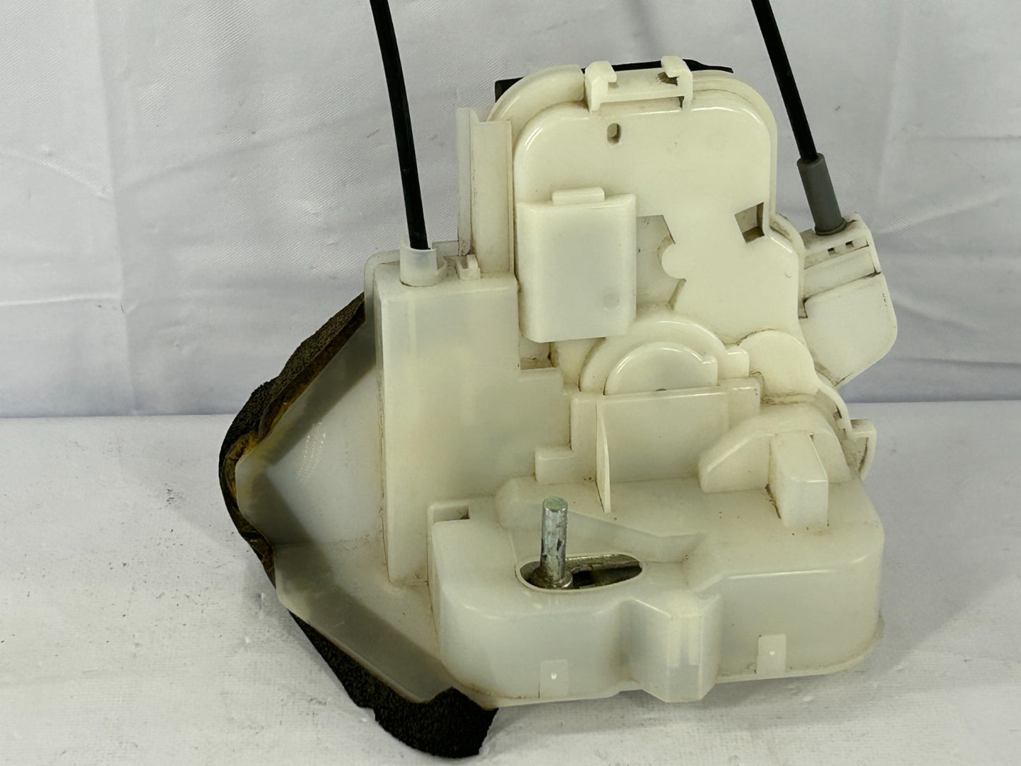 2009-2013 Subaru Forester Rear Right Door Latch Actuator Assembly OEM 61035SC200
