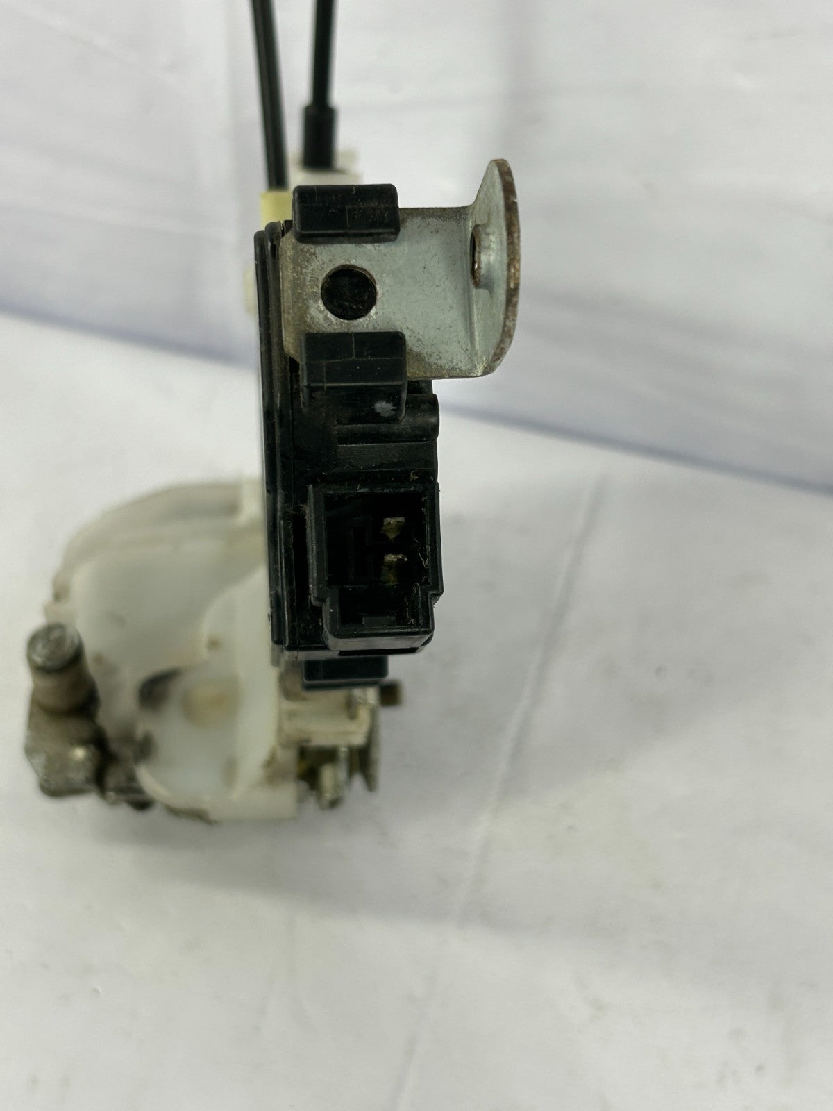 2006-2014 Subaru Tribeca Rear Right Door Latch Lock Actuator Assy OEM 61034XA00A