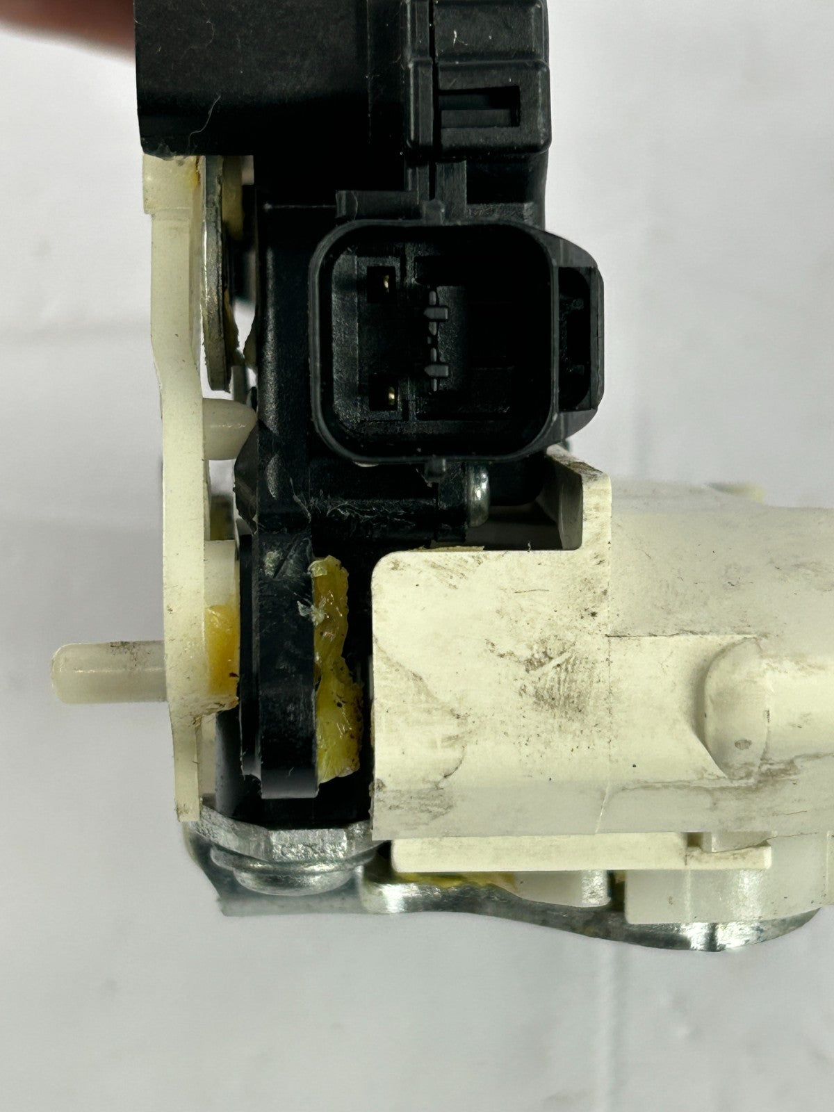 2007-2013 Mitsubishi Outlander Rear Left Door Lock Latch Actuator OEM MN145875