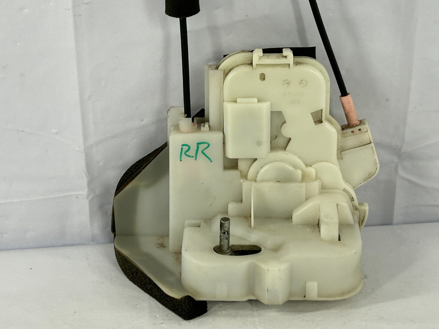 2010-2014 Subaru Legacy Rear Right Side Door Latch Lock Actuator OEM 61035AJ00A