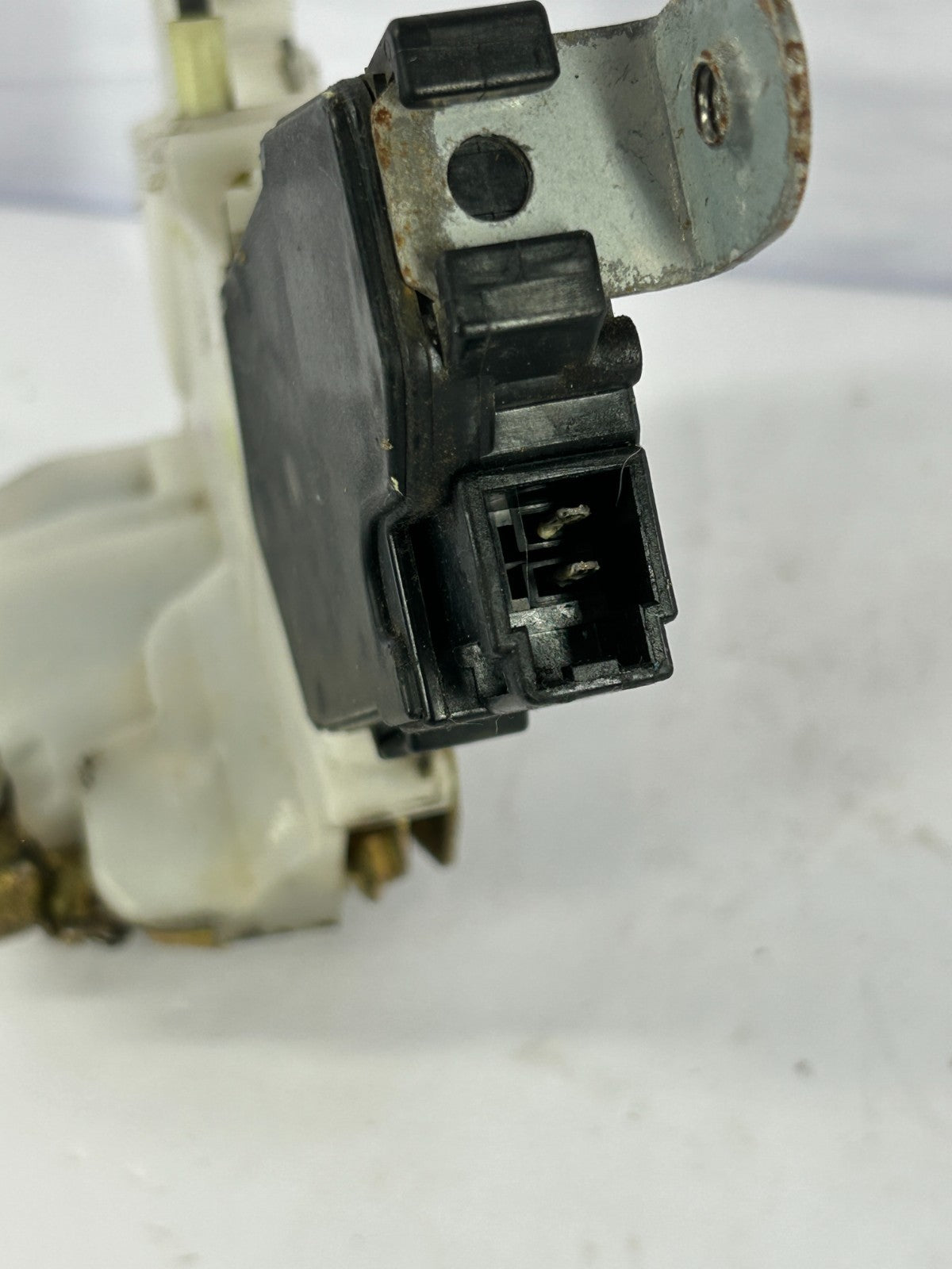 2006-2014 Subaru Tribeca Rear Right Door Latch Lock Actuator OEM 61039XA10A
