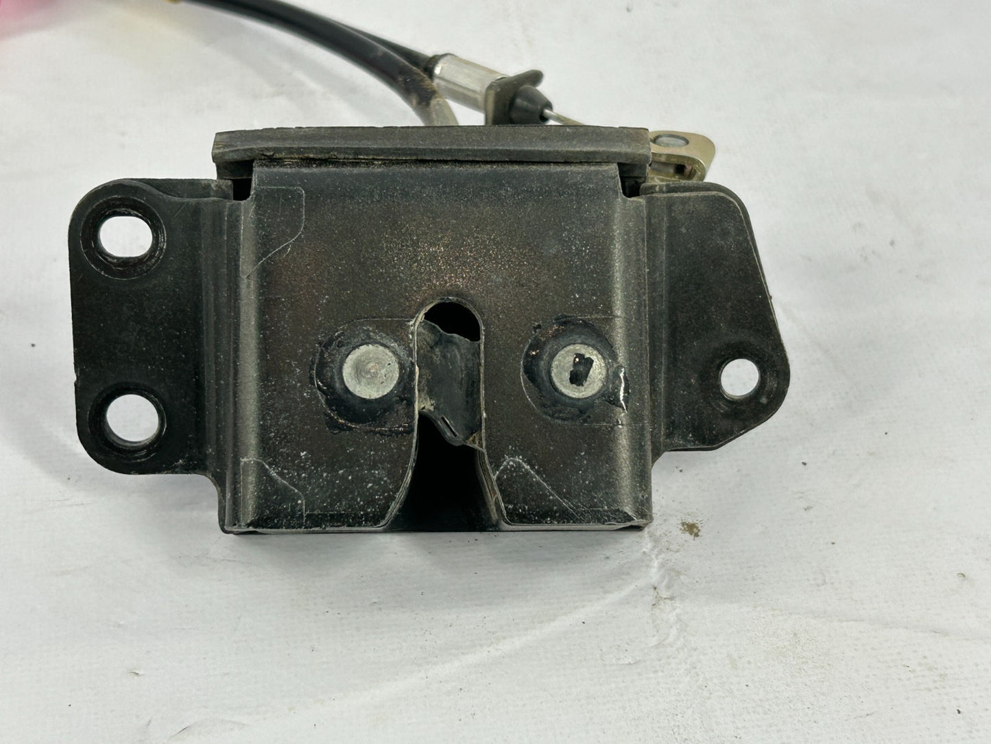 1996-2002 Toyota 4Runner Rear Liftgate Trunk Lid Power Actuator OEM 69350-35020