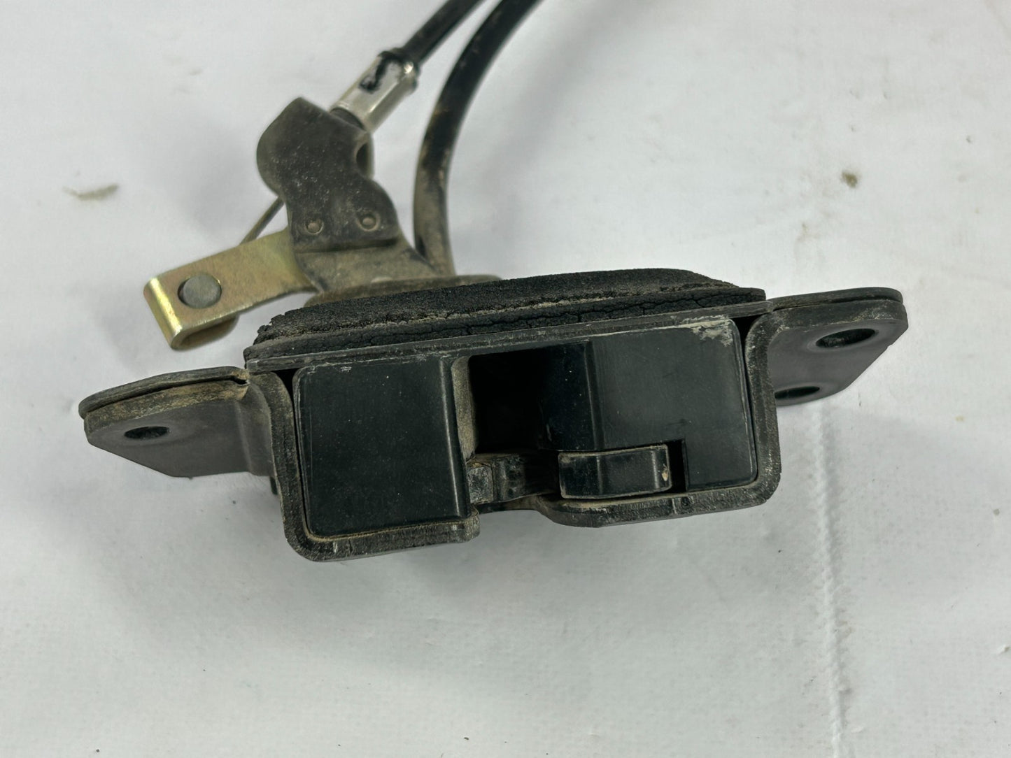 1996-2002 Toyota 4Runner Rear Liftgate Trunk Lid Power Actuator OEM 69350-35020